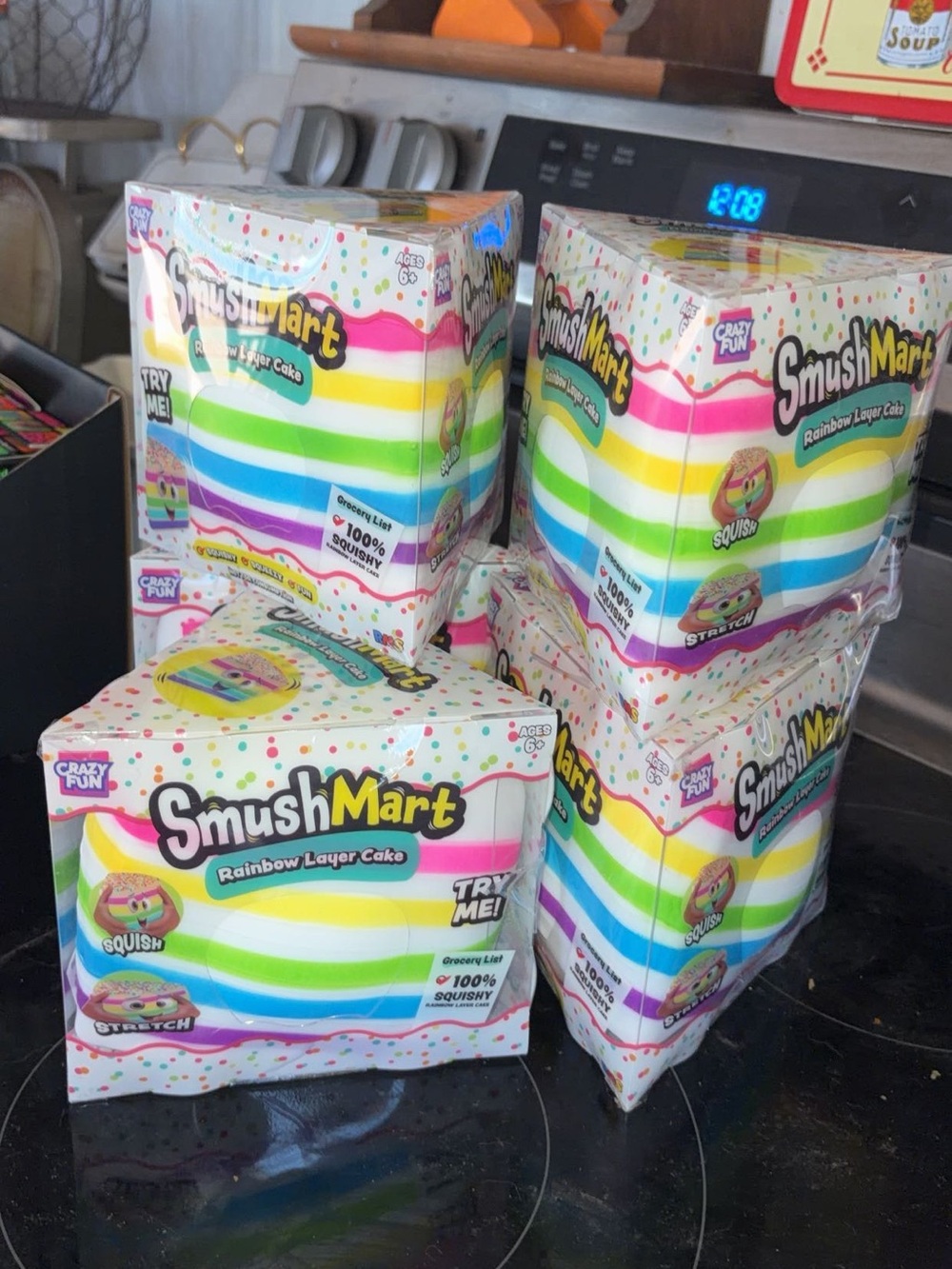 SmushMart Rainbow layer squishy cake: brand new in box: authentic ( for one)
